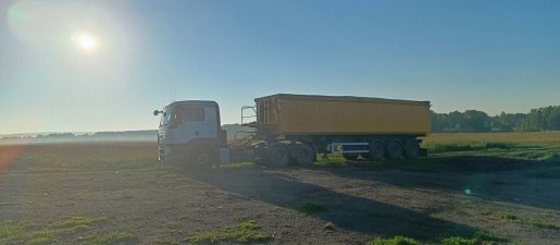 Зерновоз Перевозка зерна полуприцепами взять в аренду, заказать, цены, услуги - Дальнегорск