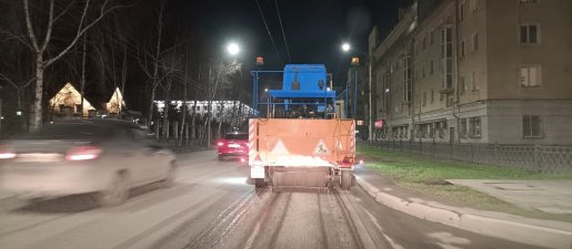 Уборка улиц и дорог спецтехникой и дорожными уборочными машинами стоимость услуг и где заказать - Владивосток